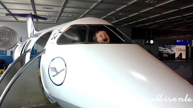 In aereo con i bambini: piloto io